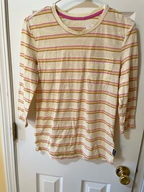 Patagonia XS Stripe Tee Cream Pink Gold 3/4 Sleeve Pocket Top